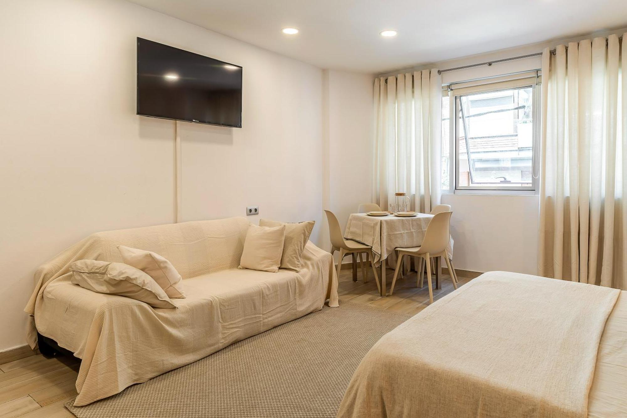 Aparthotel Centric Кастельдефельс Экстерьер фото