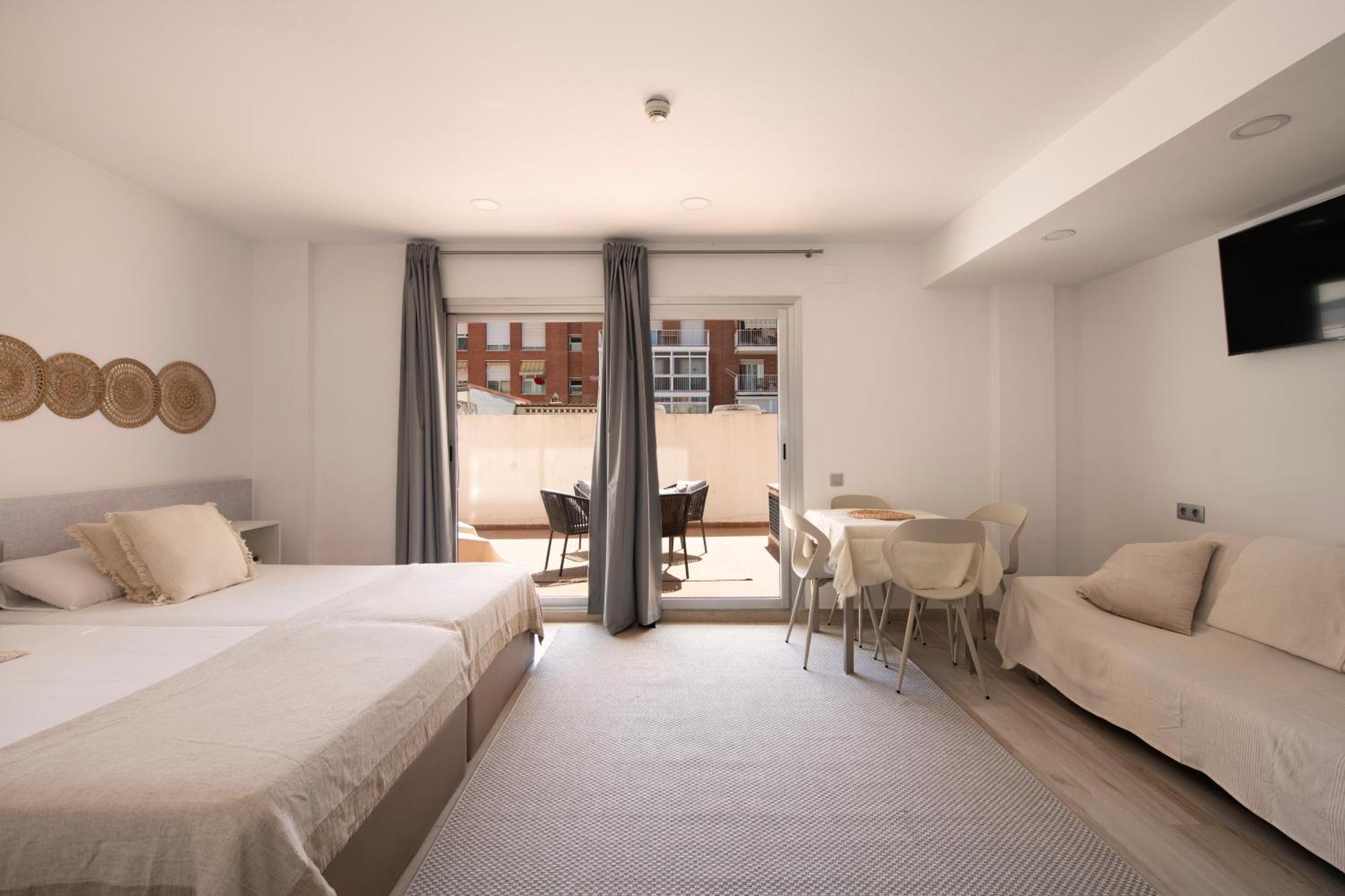 Aparthotel Centric Кастельдефельс Экстерьер фото