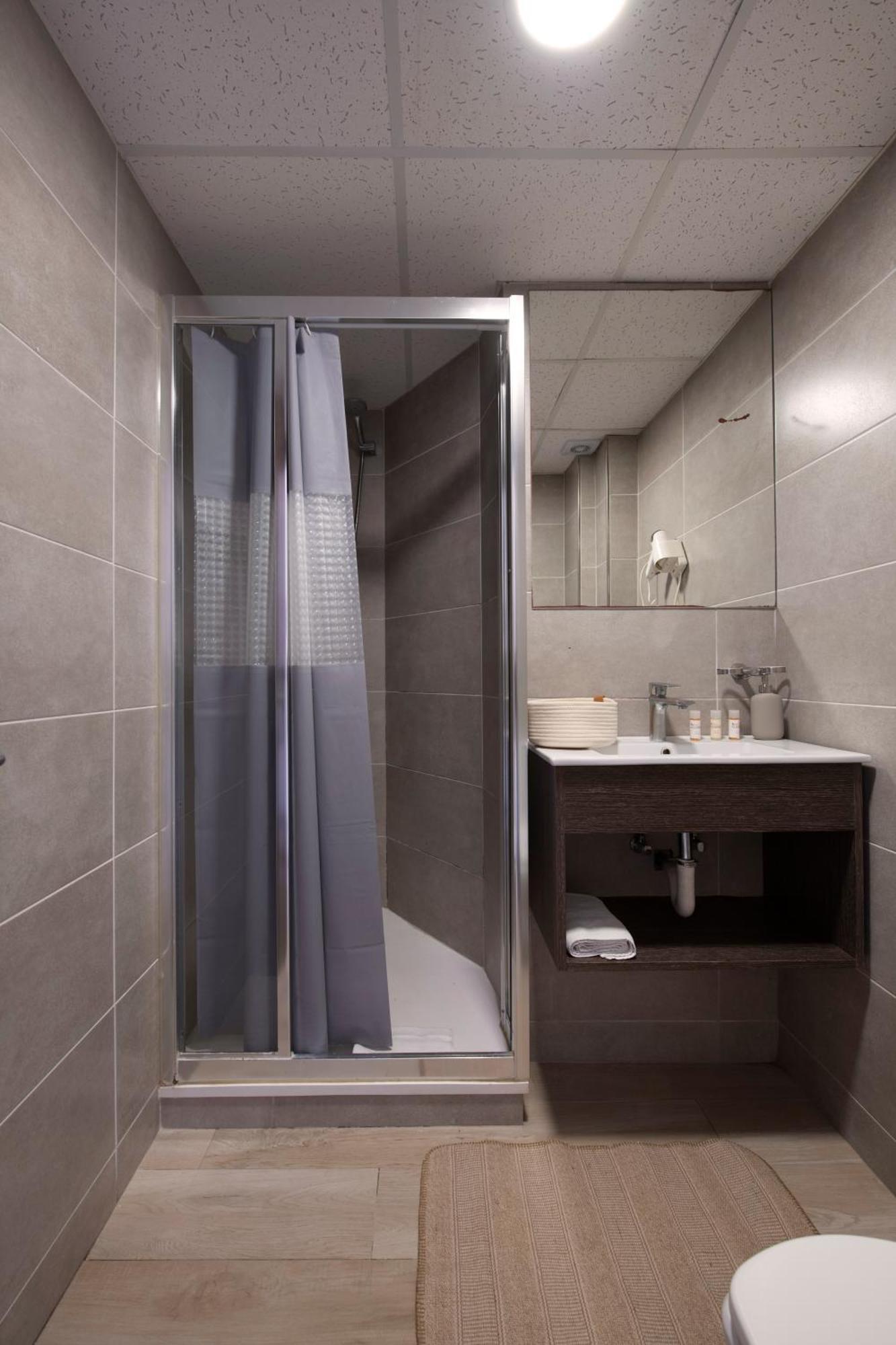 Aparthotel Centric Кастельдефельс Экстерьер фото