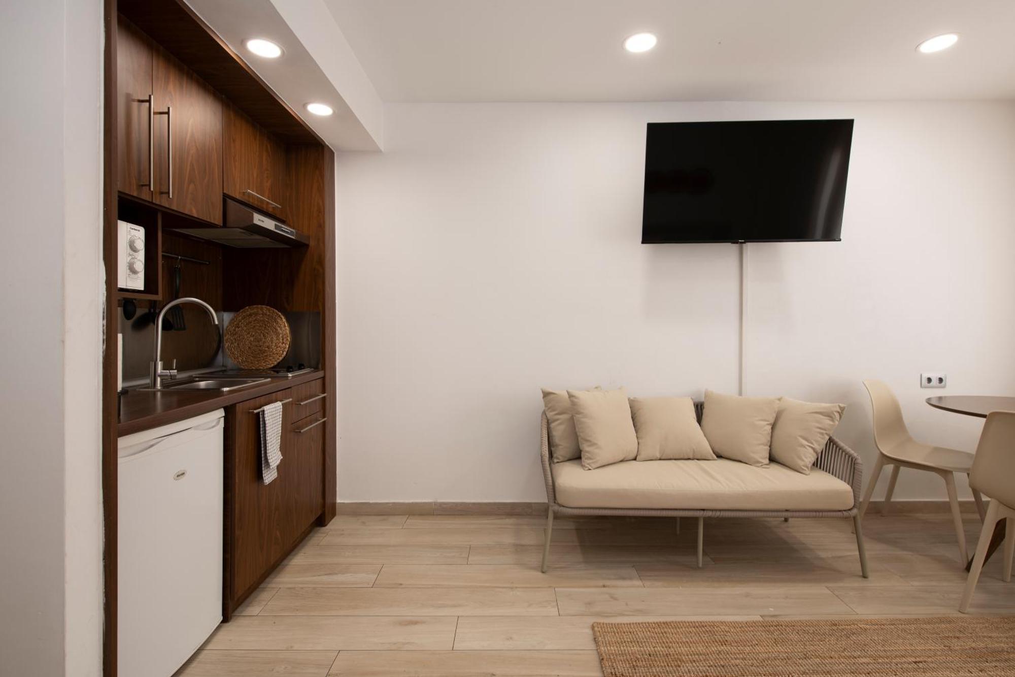 Aparthotel Centric Кастельдефельс Экстерьер фото